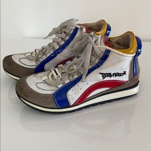 Boys DSquared side zipper high top sneakers